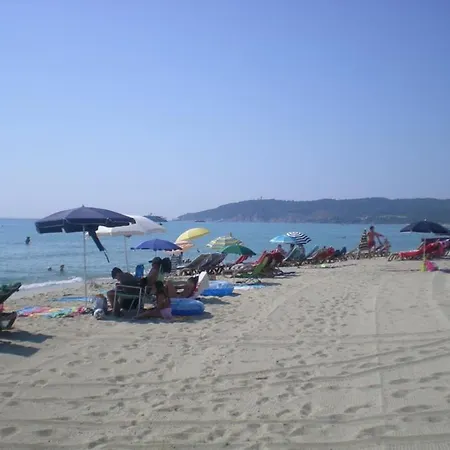 Mobilhome Sur Le Kontiki **** Ramatuelle キャンプ場